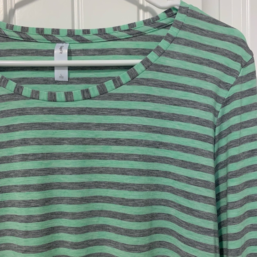 GapFit long sleeve strip shirt